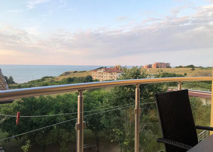 Veleka Place Синеморец